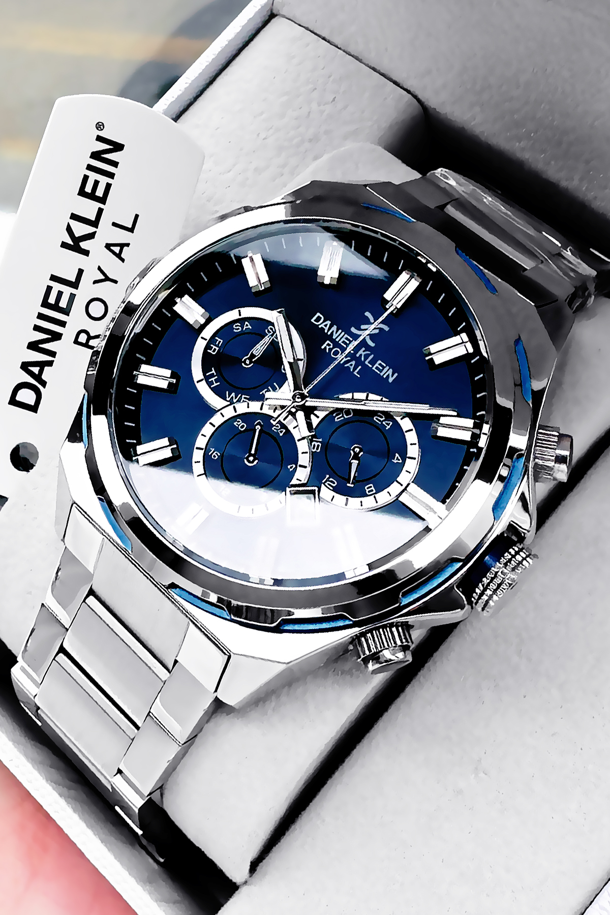 Daniel Klein Premium Erkek Kol Saati 3 Atm Su Geçirmez Gümüş Renk Çelik Kordon Elg356