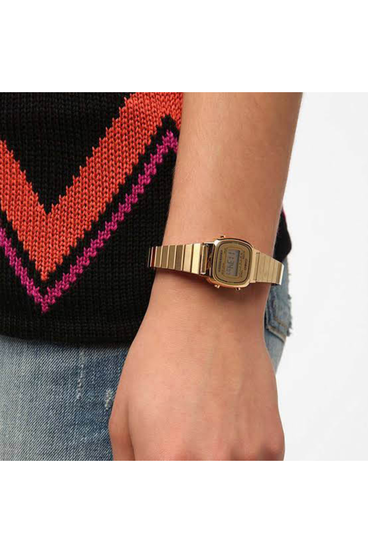 Casio La670wga-9df Retro Gold Dijital Kol Saati ( 2 Yıl Türkiye Tek Distribütörü Ersa Saat Garantilidir)