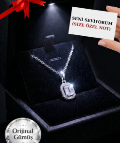 CARAT STONE 925 AYAR GERÇEK GÜMÜŞ BAGET KADIN KOLYE , IŞIKLI KUTUDA