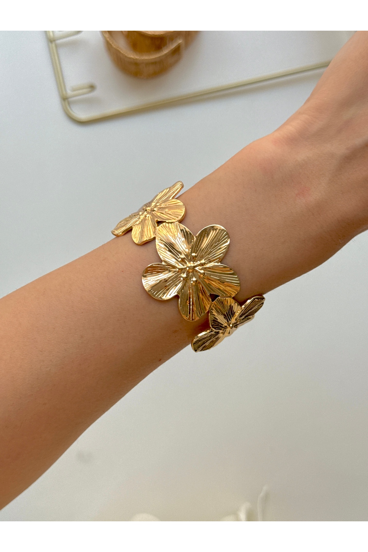 YOUES JEWELRY Çelik Kalın Çiçek Kelepçe Bilezik Ayarlanabilir Kadın Erkek Unisex Pazu Kelepçe Olarak Da Kullanılır