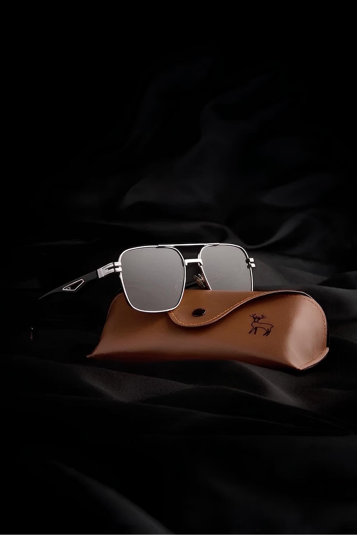Eyesofia Nairobi Polarize Yüksek Kalite Titanyum Siyah Gümüş Çerçeveli Unisex Güneş Gözlüğü