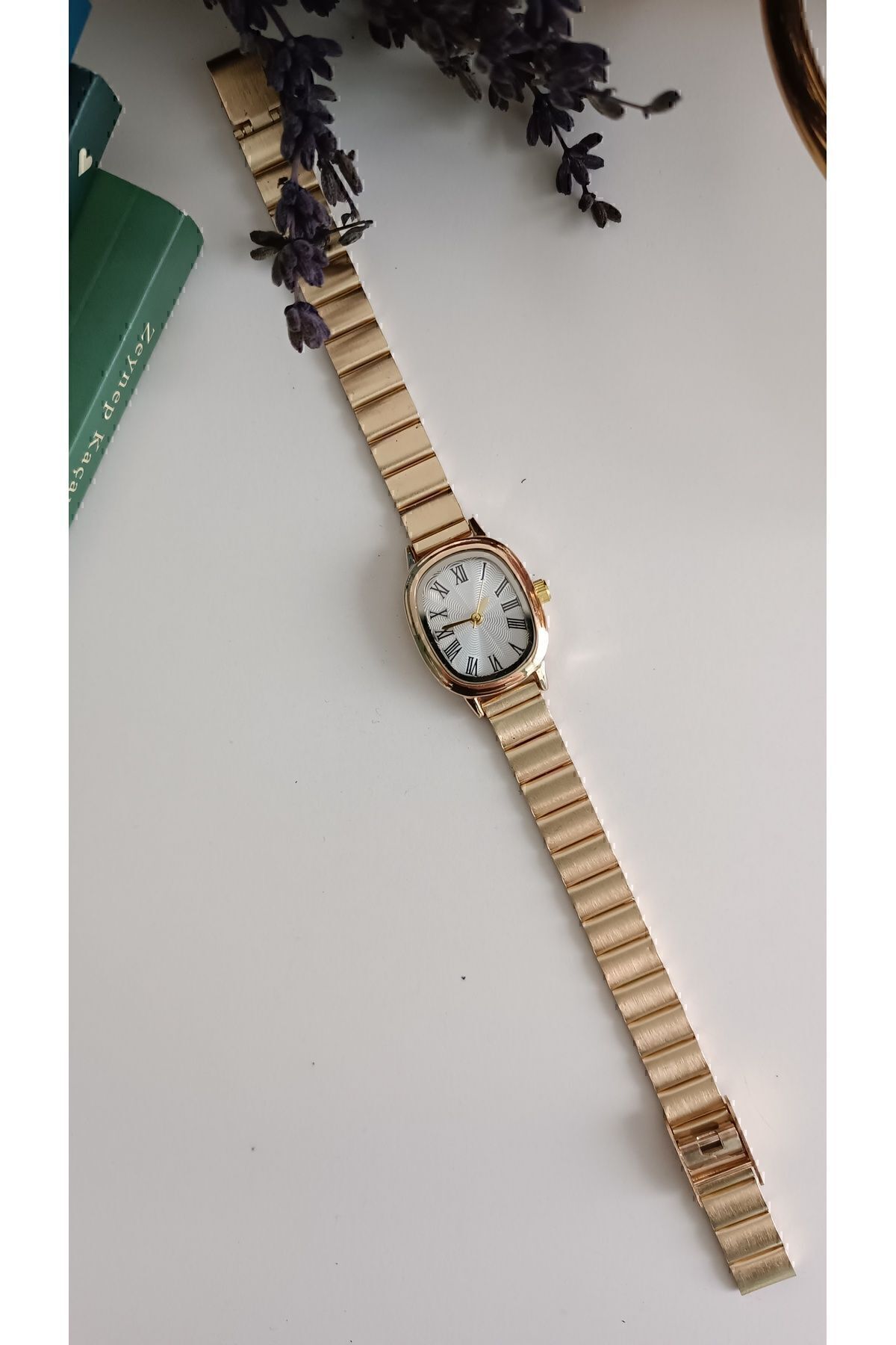 LA BOSS Vintage Minimal ROMA RAKAMLI OVAL TASARIM - Gold Renk KASA- GOLD RENK ÇELİK KORDON, Kadın Kol Saati
