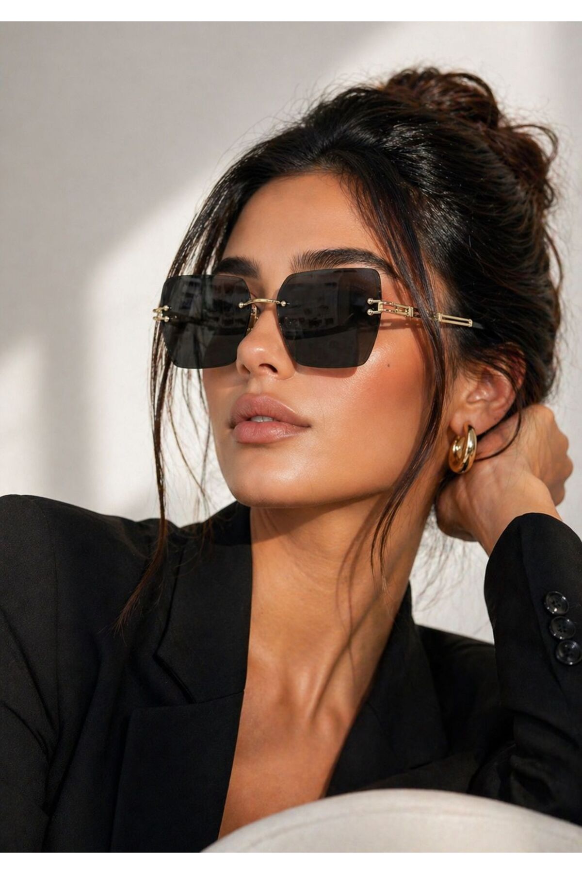 نظارة شمسية نسائية من مودالوتشي كريستال سموك مقاس 17 مشطوف