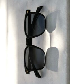 REN EYEWEAR Arrow Erkek Siyah Kare Çerçeve Güneş Gözlüğü – Gold Detaylı, UV400 Korumalı, Klasik Tasarım - Görsel 3