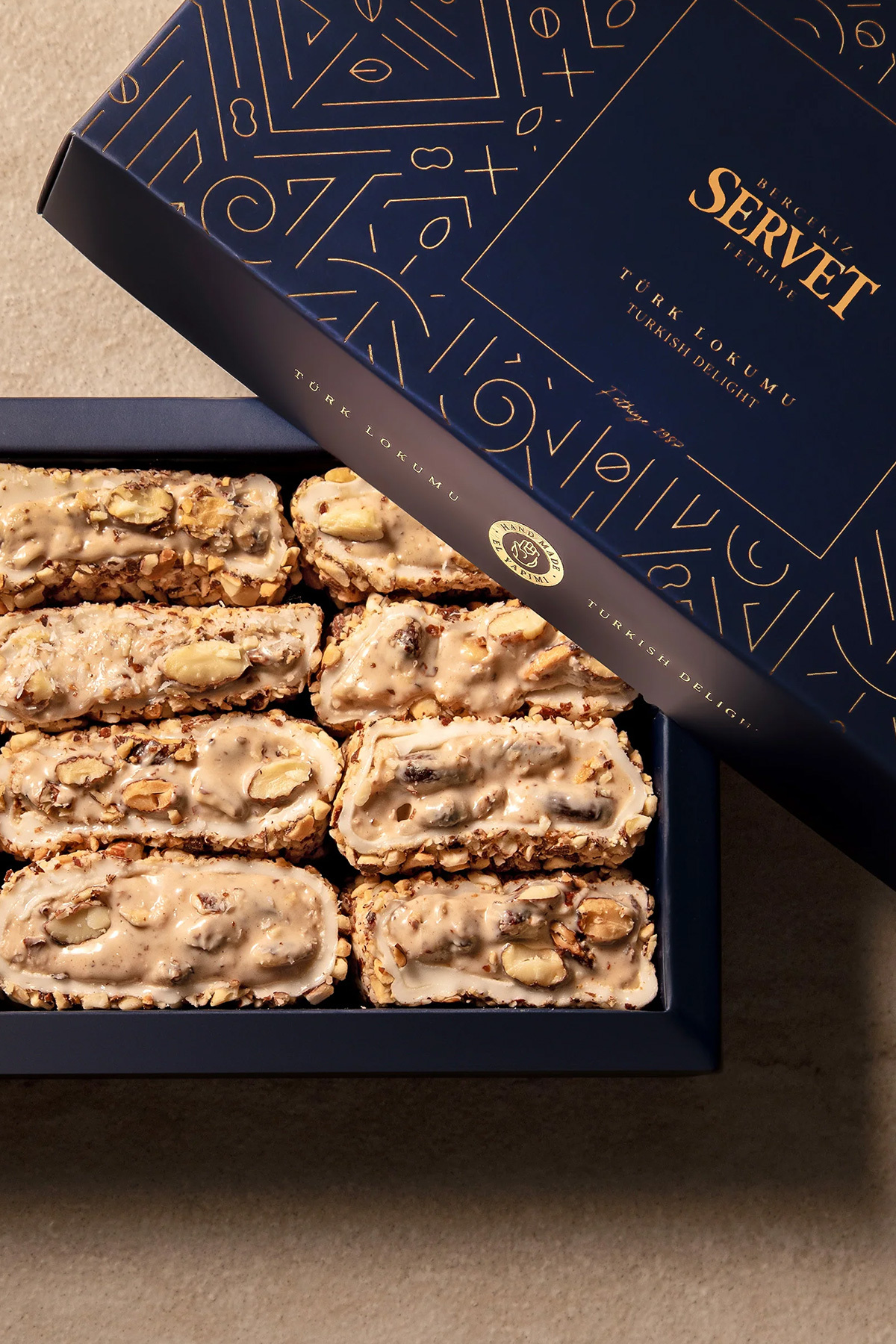 Servet Kremalı Bademli Sarma Lokum 500 gr