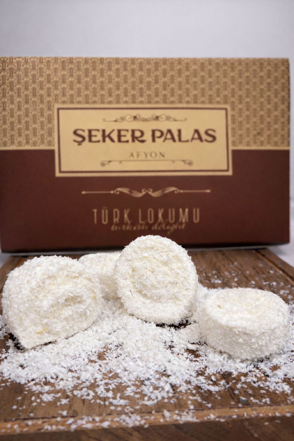 ŞEKER PALAS AFYON Coğrafi İşaretli Afyon Kaymaklı Lokum 500GR - Hakiki Manda Kaymaklı Özel Korumalı Hediyelik Lüks Kutu