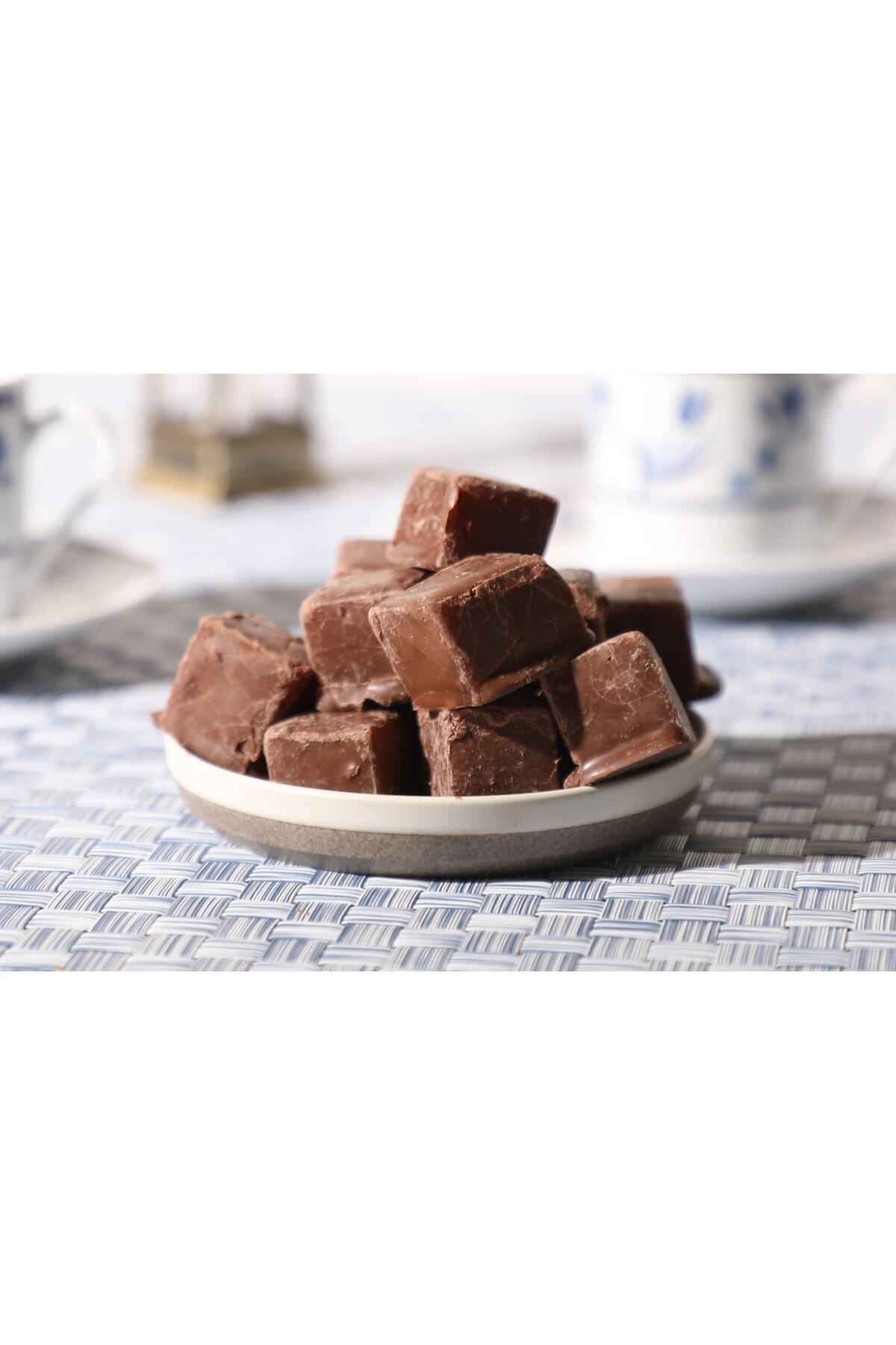 Halktan SÜTLÜ ÇİKOLATALI NAR AROMALI LOKUM 1 Kg.