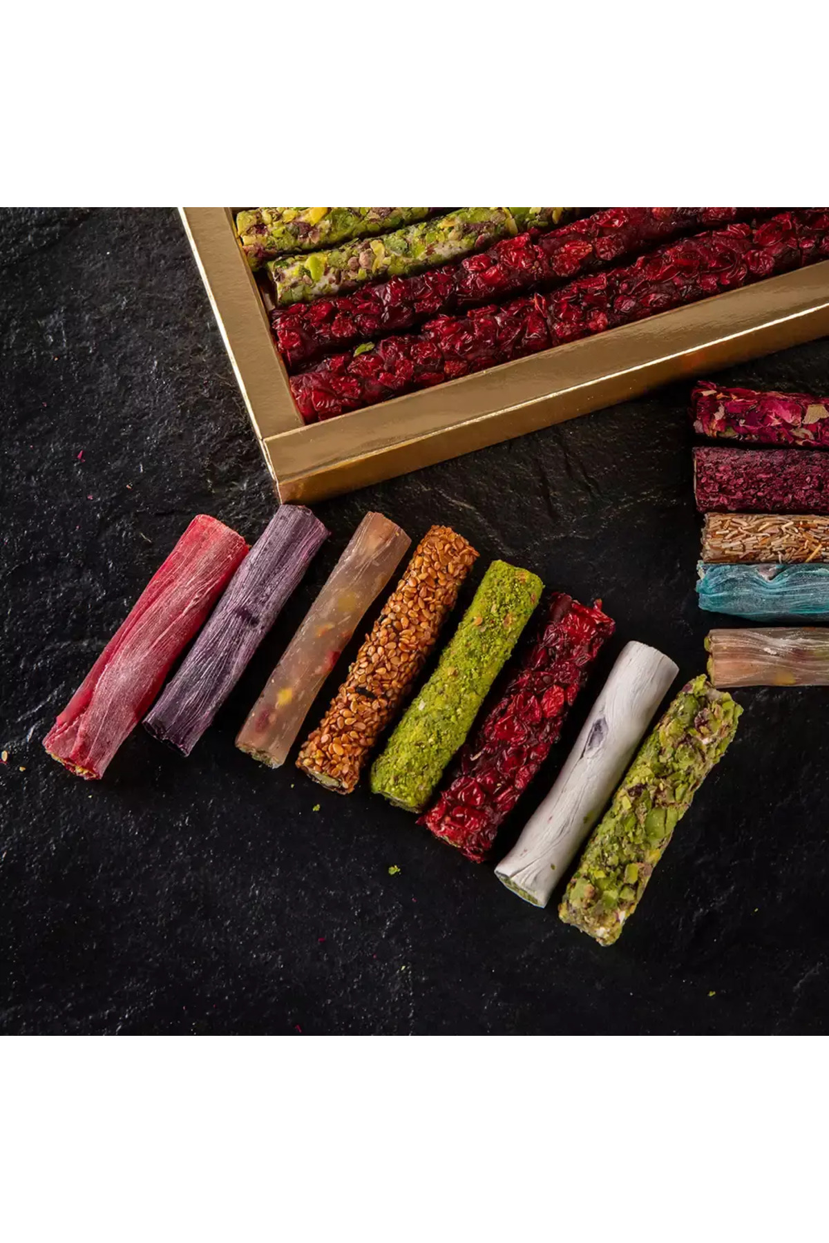 Pirsefa Antep Fıstıklı Karışık Çeşnili Fitil Lokum 800 g Kutu - Görsel 3