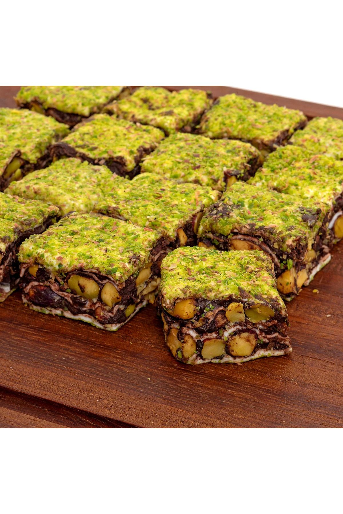 HALUK ÇEREZ Fıstıklı Çikolatalı Baklava Lokum 500 Gram