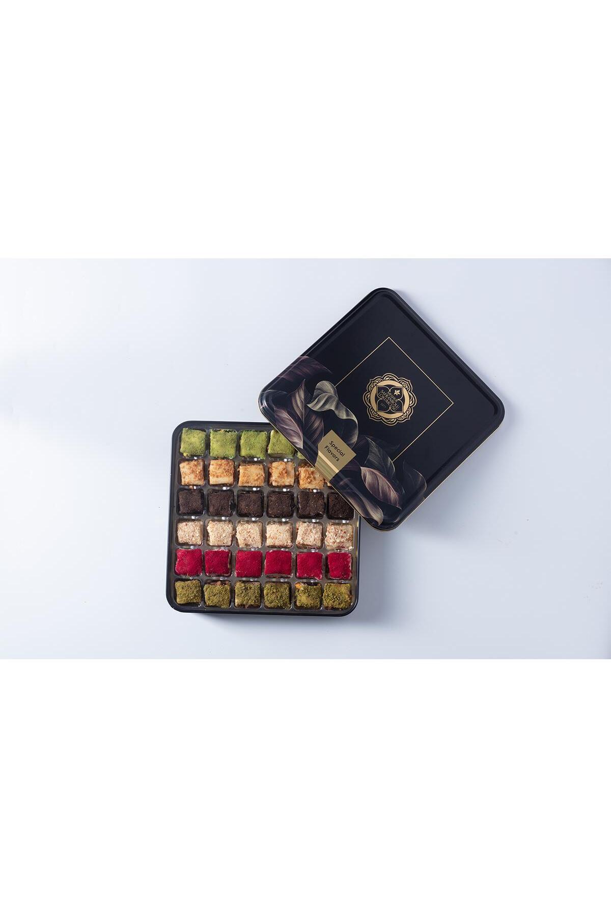 MEŞHUR SAFRANBOLU LOKUMCUSU Metal Kutu Karışık Baklava Lokum 500 gr