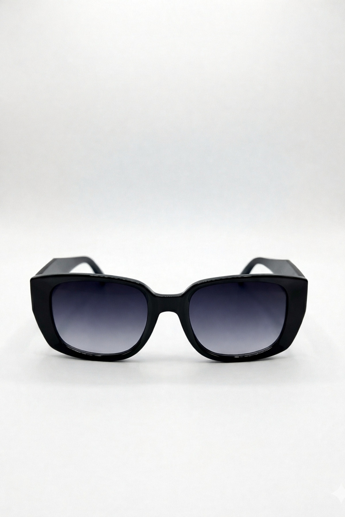 Eyesofia Square Unisex Siyah Ultra Hafif Degrade Uv400 Filtreli Güneş Gözlüğü - Görsel 3