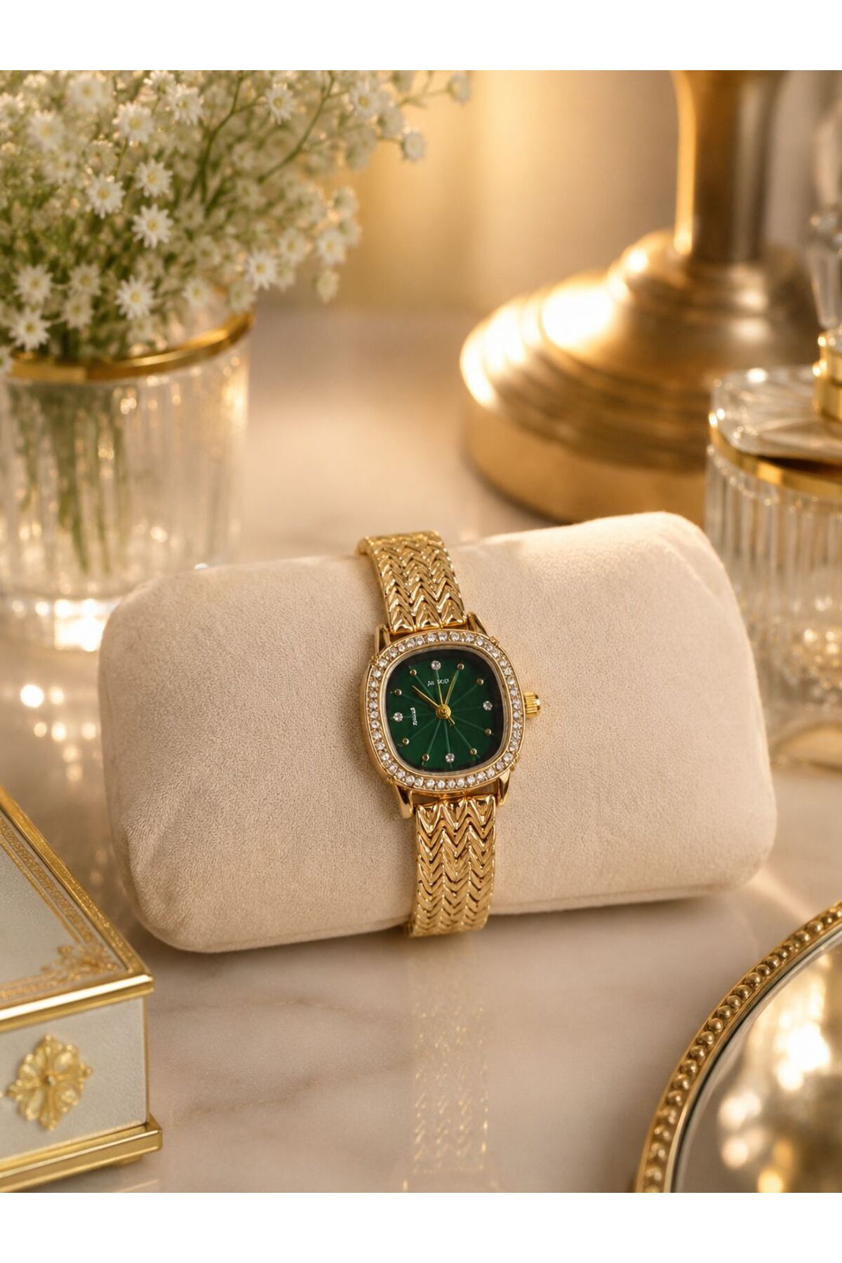 Line Kadın Gold Taş Detaylı Vintage Kol Saati – Yeşil/Altın Kadranlı Şık Bileklik Saat - Görsel 3