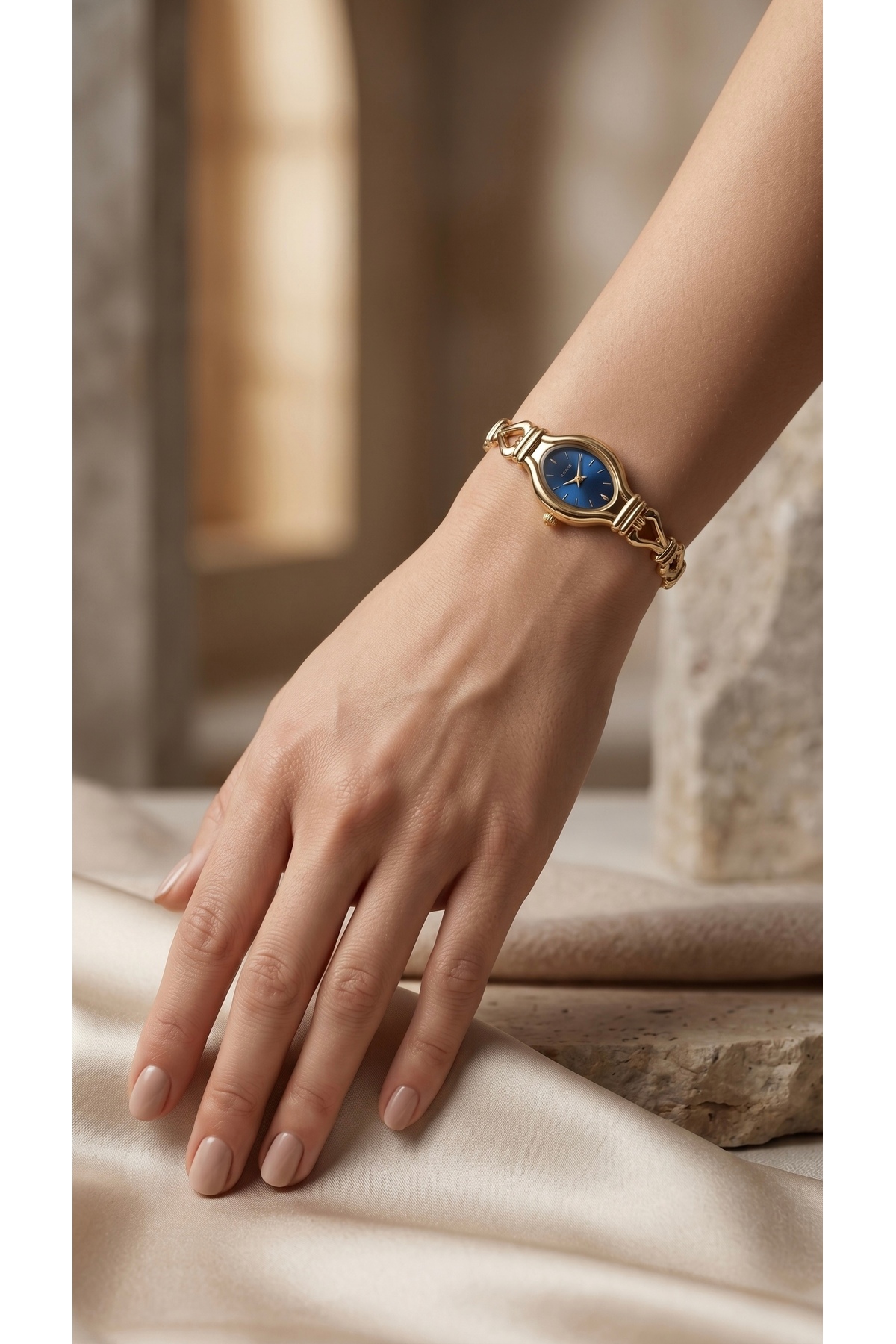 KLISHE Butik Pinterest Kadın Çelik Saat Gold Renk & Mavi Kadran Luxury Edition | Şık Zarif Vintage Saat Old Money Kadın Kol Saati 2026 - Görsel 3
