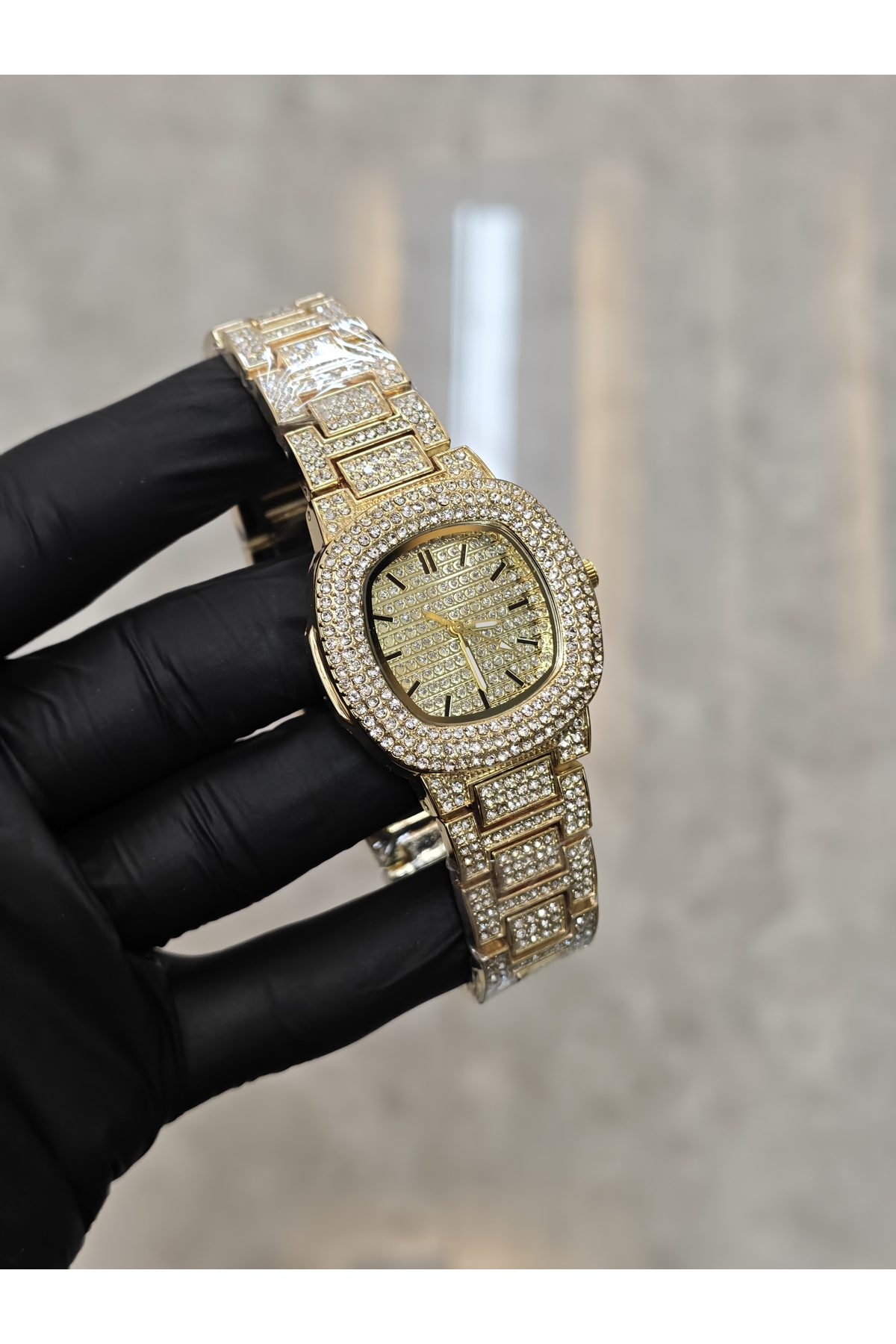 Glapzen Gold Komple Taşlı Kadın Kol Saati - Zirkon Taş İşlemeli Lüks Saat (Kutulu)