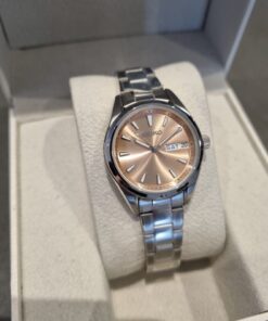 Alternative view of Seiko Metalik Çelik Bilezik 10 ATM Su Geçirmez Safir camlı Kadın Kol Saati