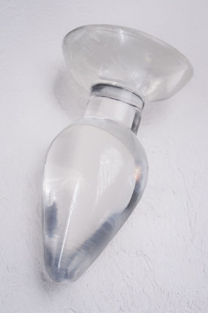 FEMSTAR Büyük ve Kalın Şeffaf 14 cm Jel Anal Plug Yumuşak ve Esnek Jel Dokuda Transparan Vantuzlu Anal Tıkaç - Görsel 3