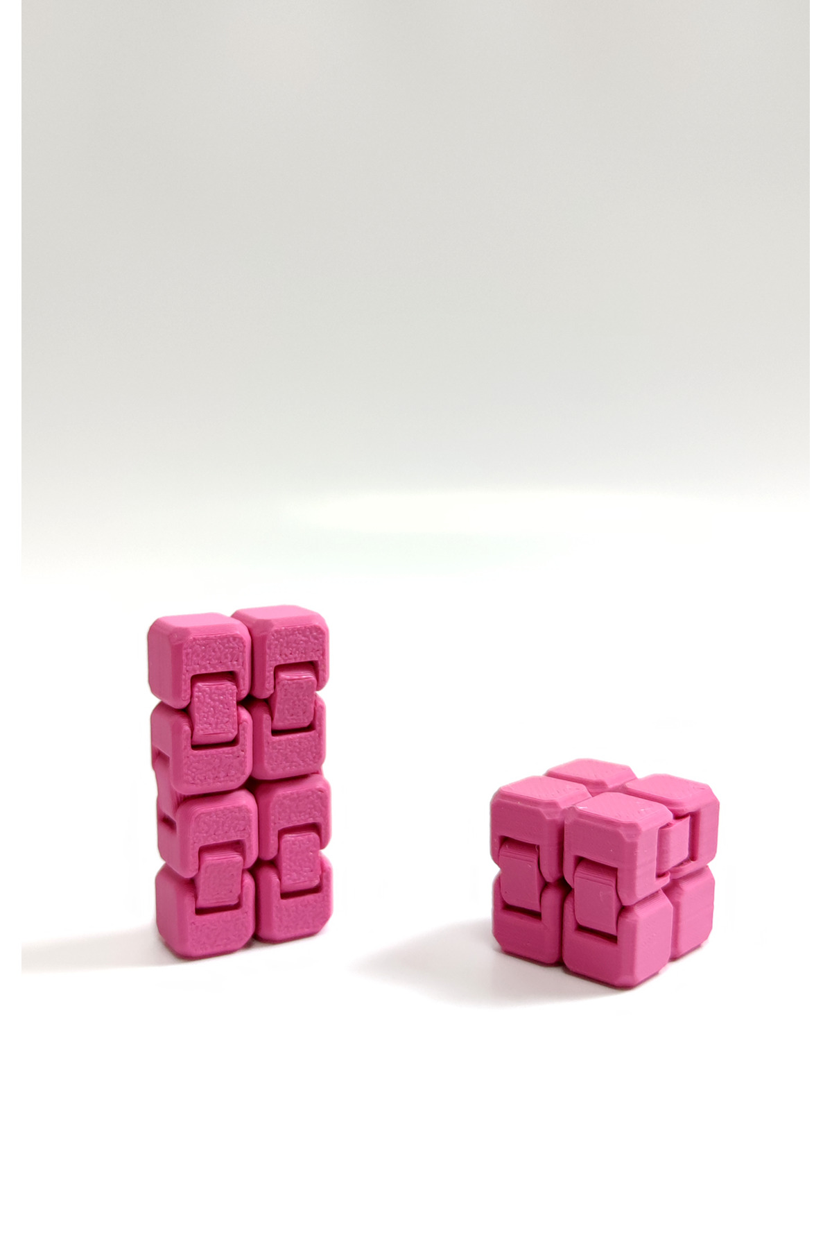 Blurix Mini Sonsuz Küp Infinity Küp – Stres Atıcı, Eğlenceli ve Taşınabilir Fidget Oyuncağı - PEMBE