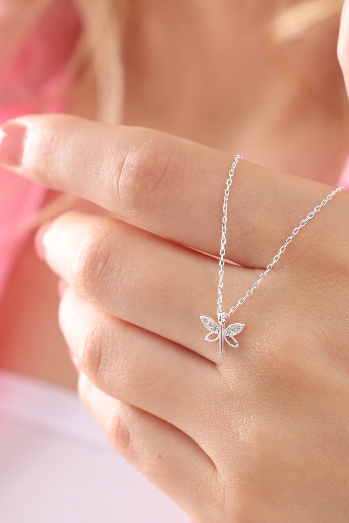 Bilsen Store 925 Ayar Gümüş Zincirli Beyaz Zirkon Taşlı Minimal Yusufçuk Kolye