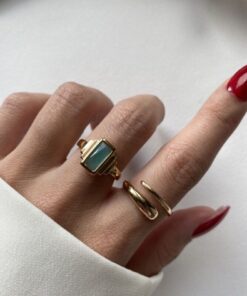 Alternative view of ringbox Gold Sarmal Model Yüzük