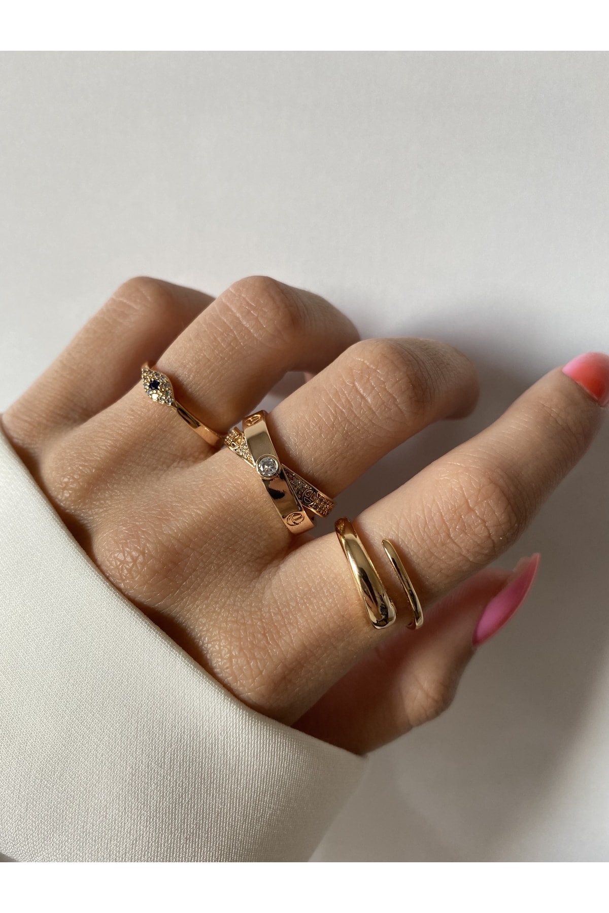 ringbox Gold Sarmal Model Yüzük - Görsel 3