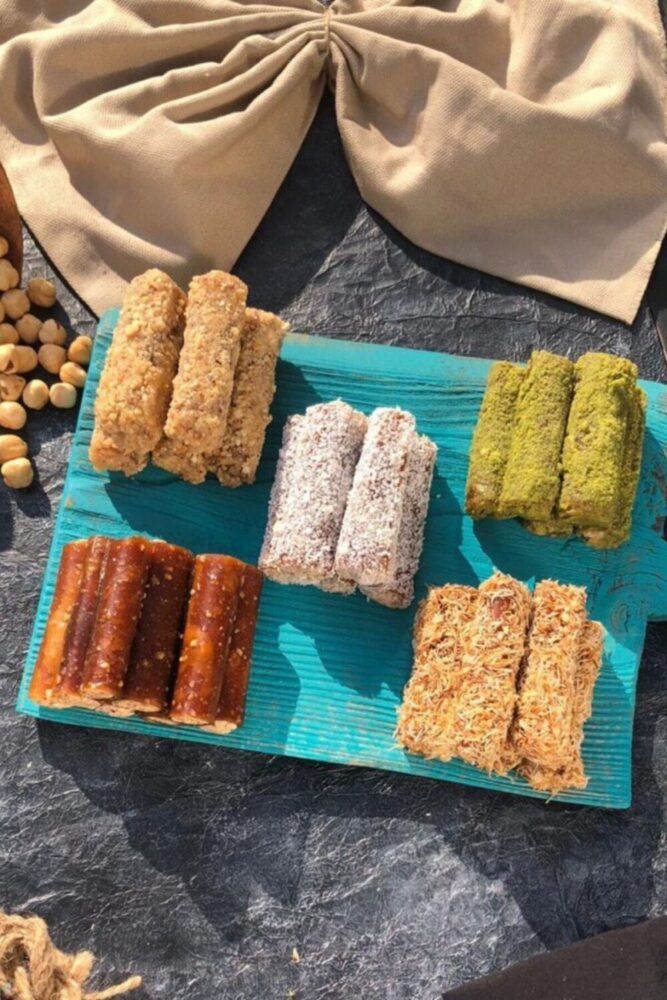 Bİrsalkım Pestİl & Köme Antep Fıstıklı Fındıklı Hindistan Cevizli Kadayıflı Fındık Ezmeli Rulo Sarma Pestil 1500 gr - Görsel 2