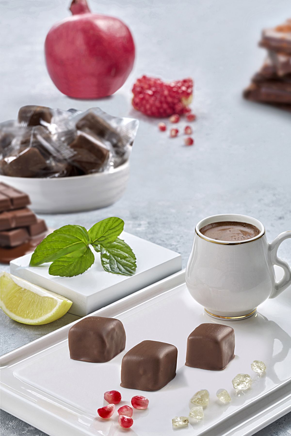 LOQO Gerçek Çikolata Kaplı Nar Aromalı Lokum 1 Kg (TEK TEK PAKETLİ)