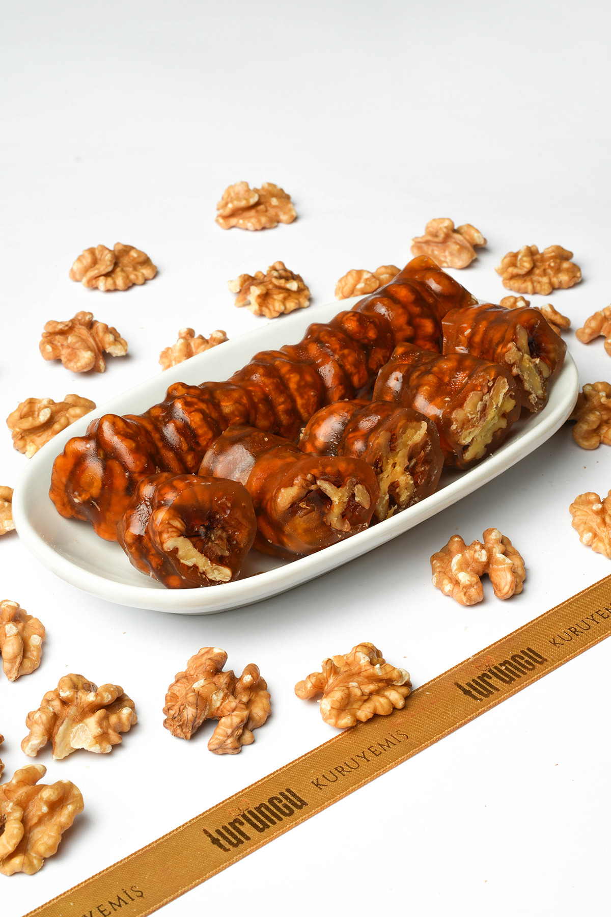 Turuncu Kuruyemiş Bol Cevizli Sarı Sucuk 500 gr