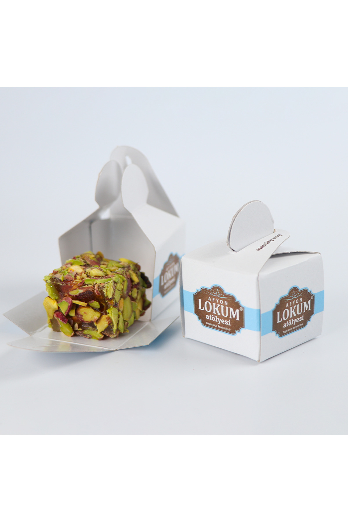 Lokum Atölyesi Ballı Antep Fıstıklı Lokum (File Antep Fıstığı Kaplı) 250g (10 Adet Tekli Kutu İçerisinde)