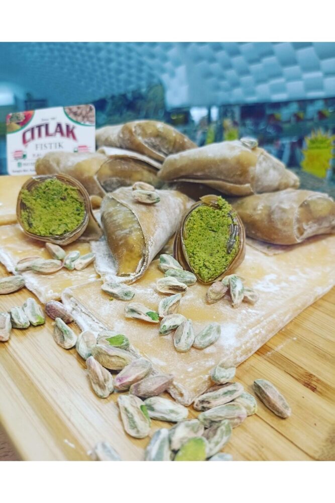 GURMECİOĞLU ANTEP Bol Fıstıklı Atom Muska 500 gram - Görsel 2