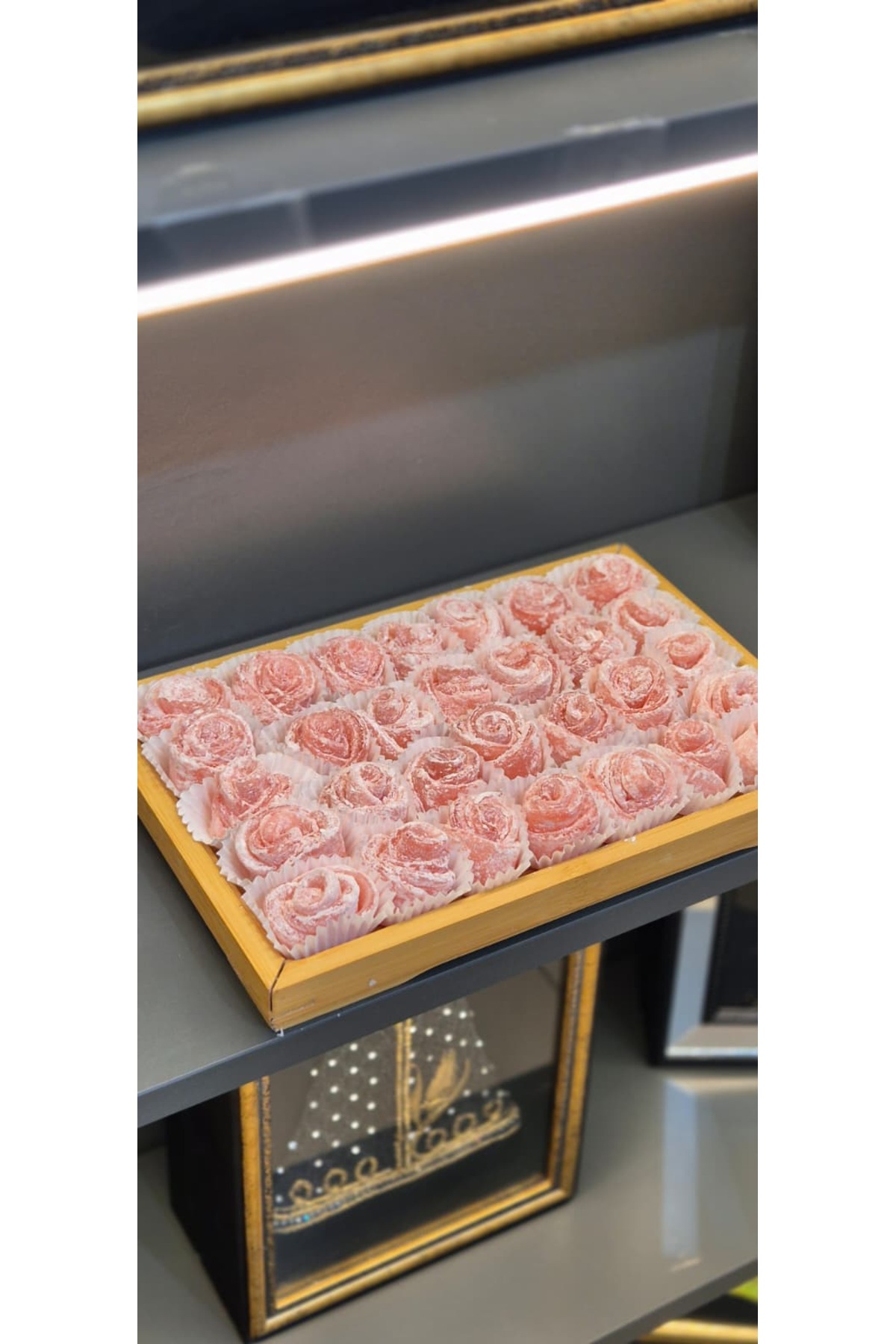 Gönbeler Gül şeklinde Güllü Lokum 500 GR - Görsel 3