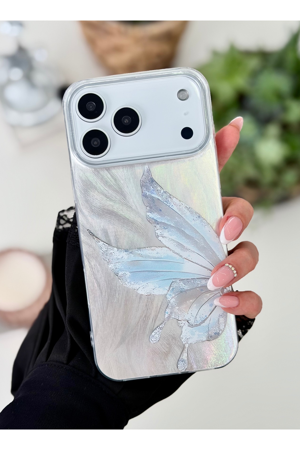 Go Aksesuar Iphone 17 Promax Uyumlu Shine Platin Kelebek Renk Geçişli Parlak Tasarımlı Silikon Kılıf - Görsel 3