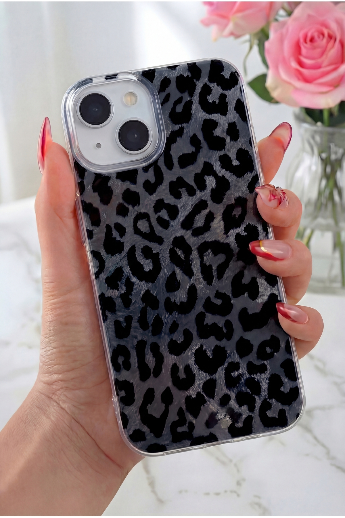 Fibaks iPhone 13/14/15 Kılıf Hologramlı Siyah Leopar Desenli Darbe Emici Kamera Korumalı Silikon - Görsel 3