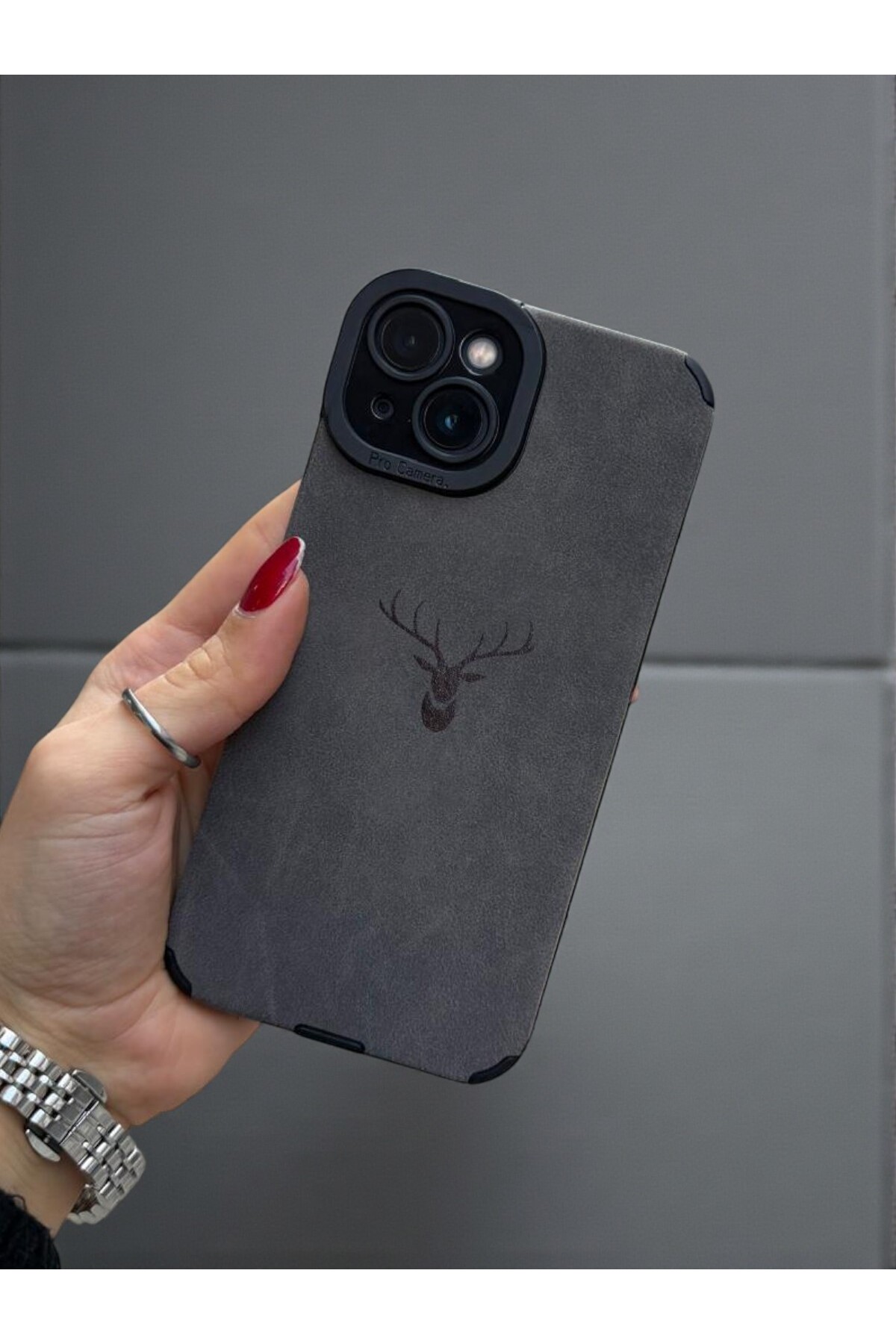 KVK PRİVACY iPhone 13/14 Uyumlu Geyik Desenli Premium Süet Dokulu Kamera Korumalı Kılıf