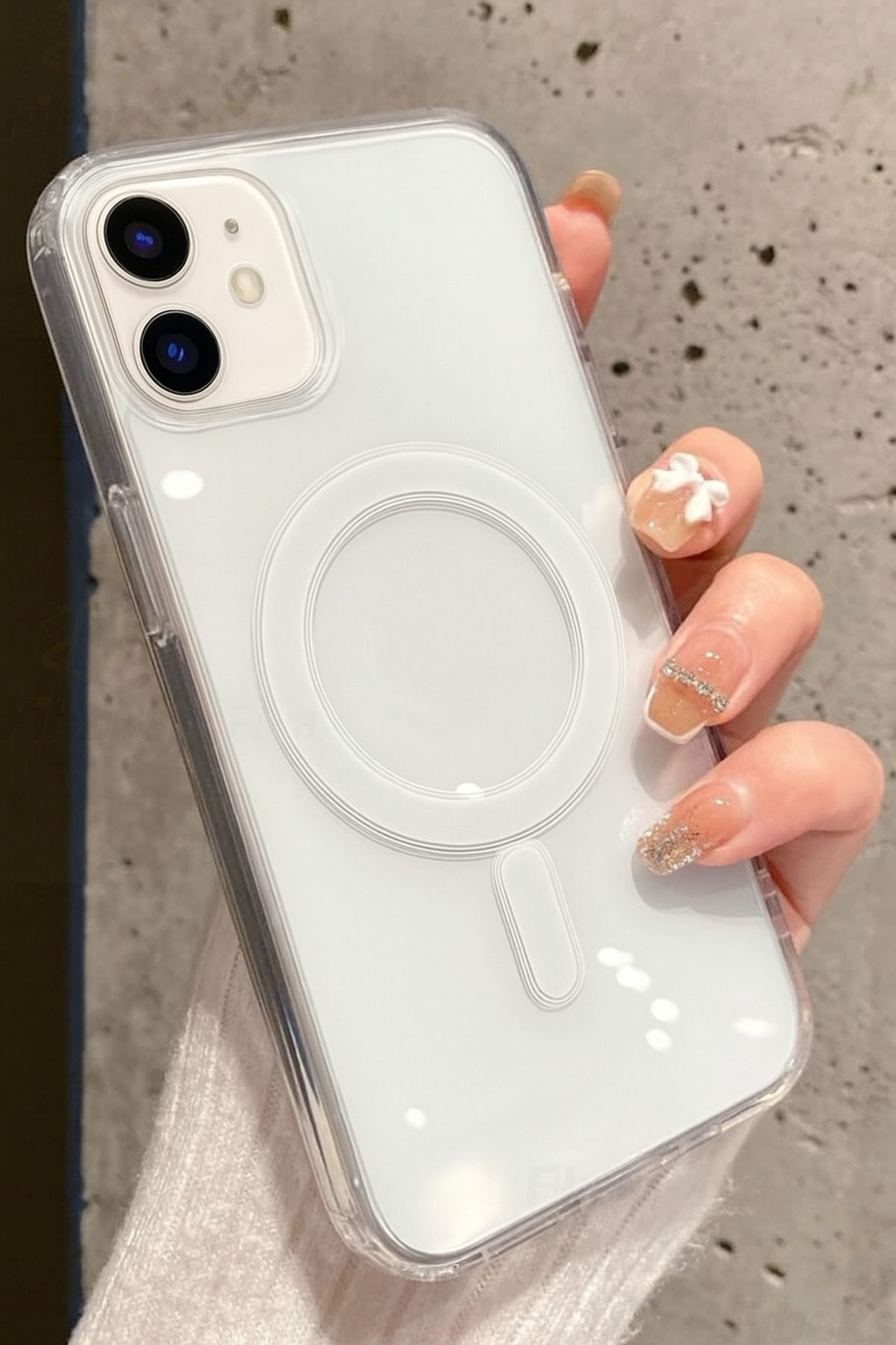 Fibaks (İçi ve Dışı Jelatinli) iPhone 11 Kılıf Magsafe Wireless Köşe Koruma Darbe Emici Şeffaf Sert Silikon - Görsel 3