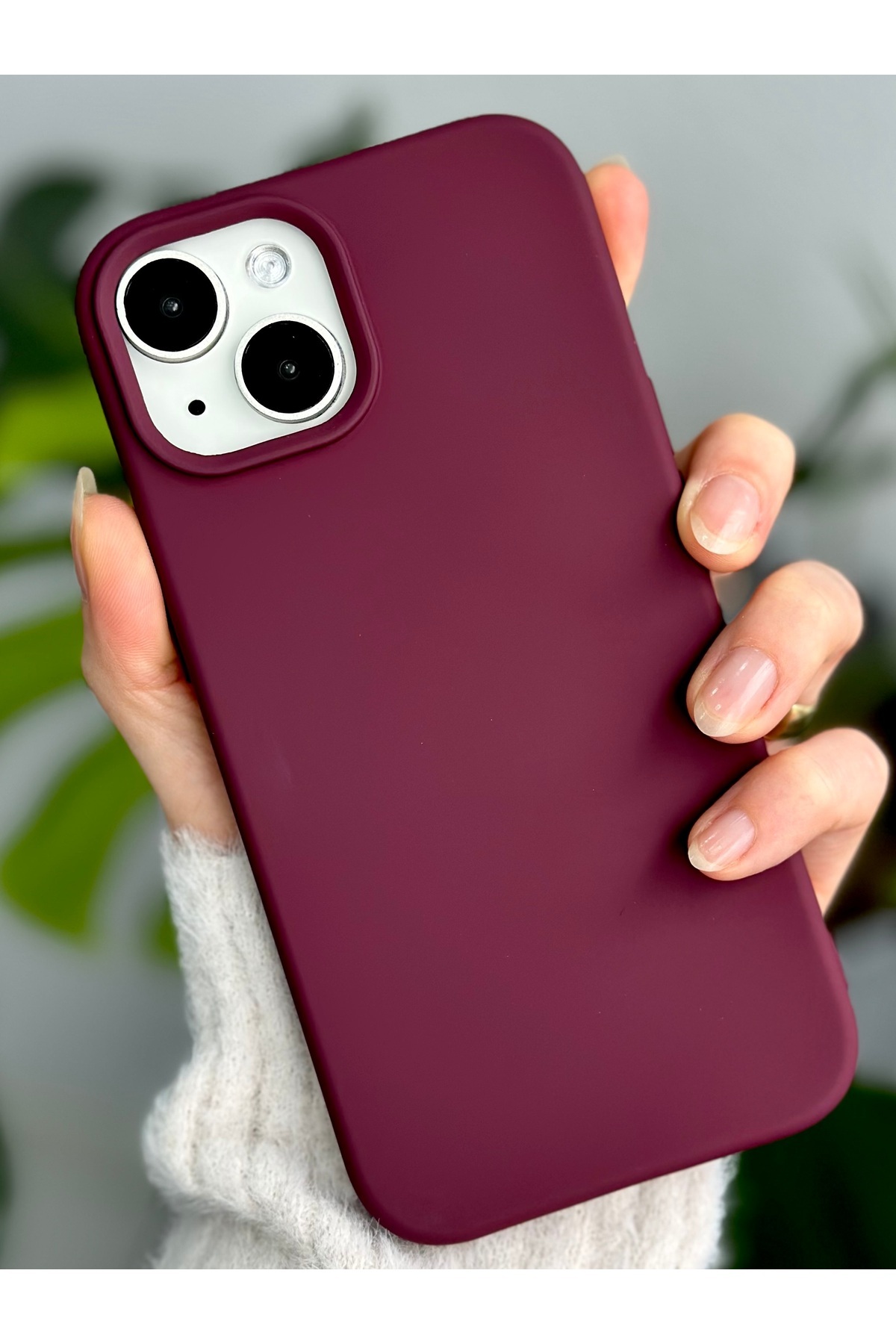 Go Aksesuar Iphone 13 - 14 - 15 Uyumlu Içi Kadife Leke Tutmaz Sıvı Silikon Lansman Kılıf - Görsel 3