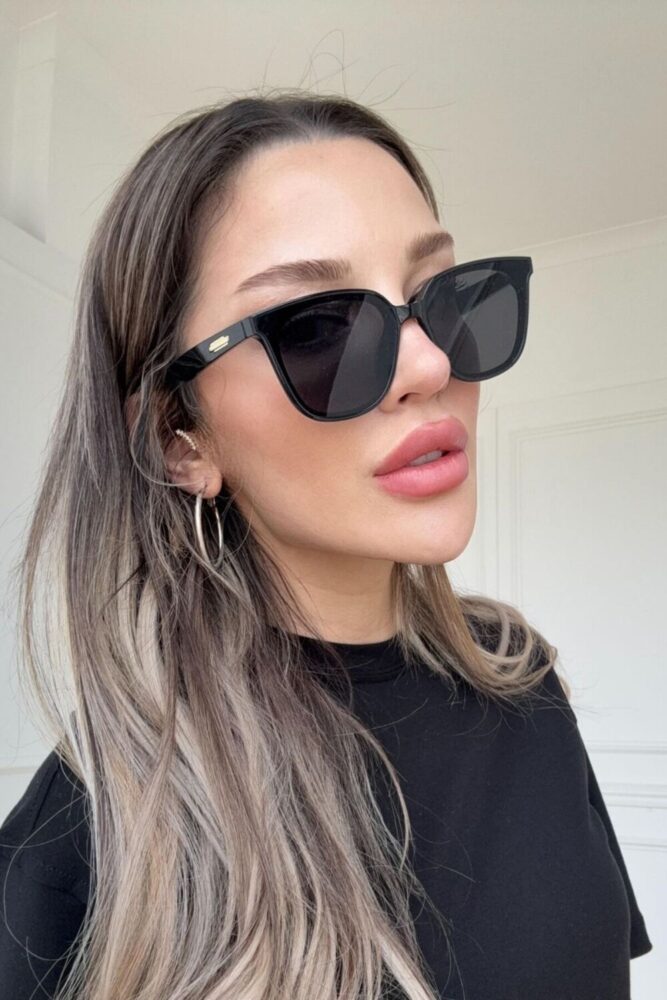 REN EYEWEAR Reyne Noire UV400 Korumalı, Hafif ve Şık Tasarımlı Geniş Çerçeveli Kadın Güneş Gözlüğü YENİ SEZON