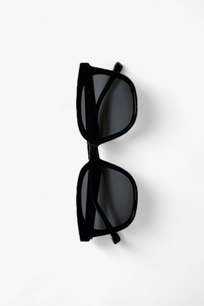 REN EYEWEAR Reyne Noire UV400 Korumalı, Hafif ve Şık Tasarımlı Geniş Çerçeveli Kadın Güneş Gözlüğü YENİ SEZON - Görsel 3
