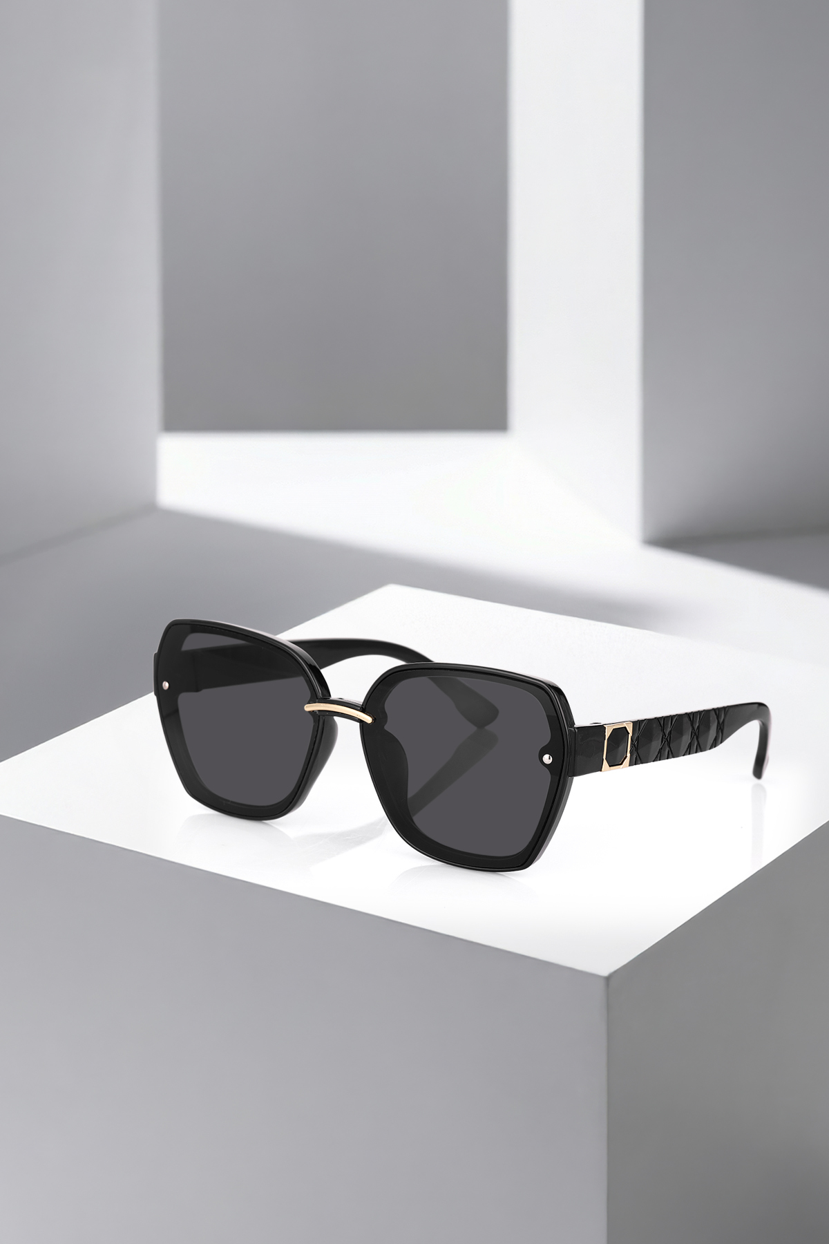polo air UV400 Korumalı Şık Siyah Gold Detaylı Cat Eye Kadın Güneş Gözlüğü PLG-2128C1