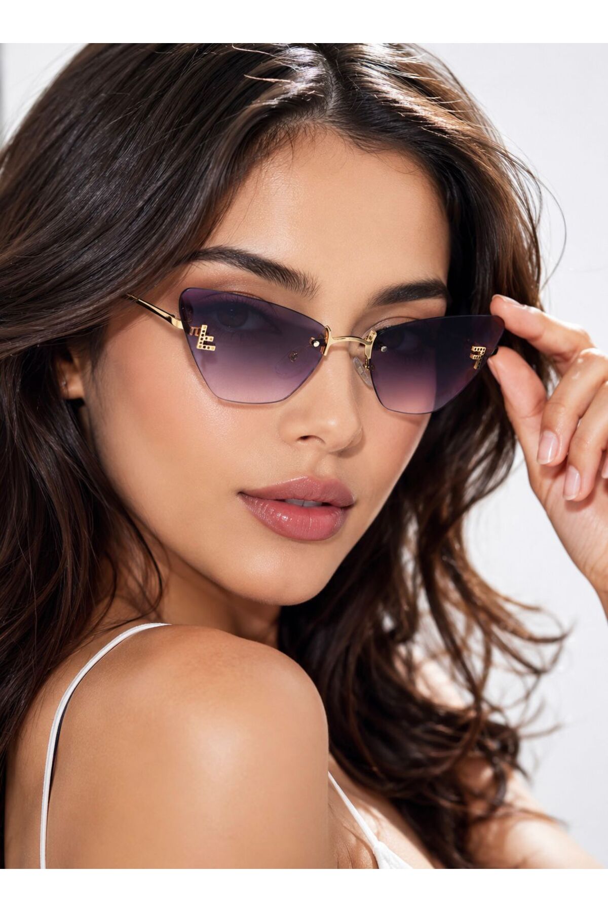 Nilu Moda KADIN KRİSTAL KABARTMALI FFİRST CATEYE GÜNEŞ GÖZLÜĞÜ